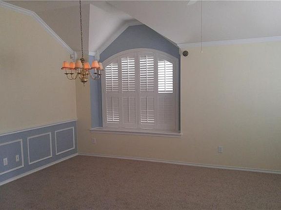 5th image of 3613 Saint Johns Dr
