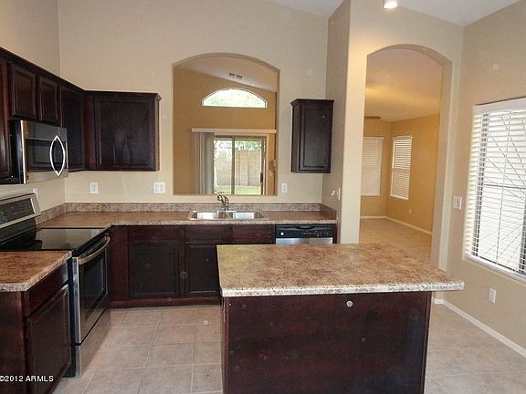 3rd image of 1704 E Barbarita Ave