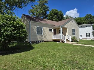 2201 6th St, Monroe, WI 53566