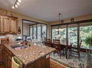 1128 N Old Mill Rd, Independence, MO 64056