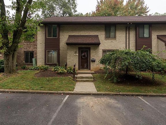 2nd image of 404 Marple Woods Dr #404A