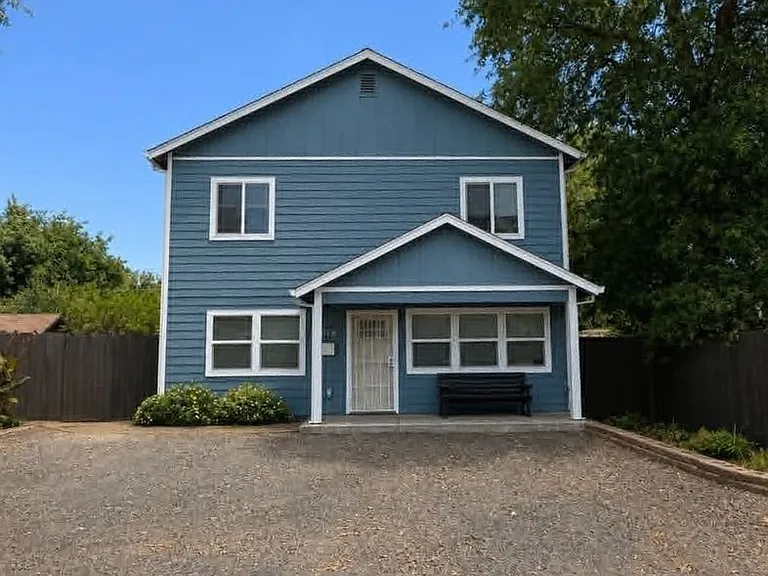 1321 Palm Ave #B — Photo 1