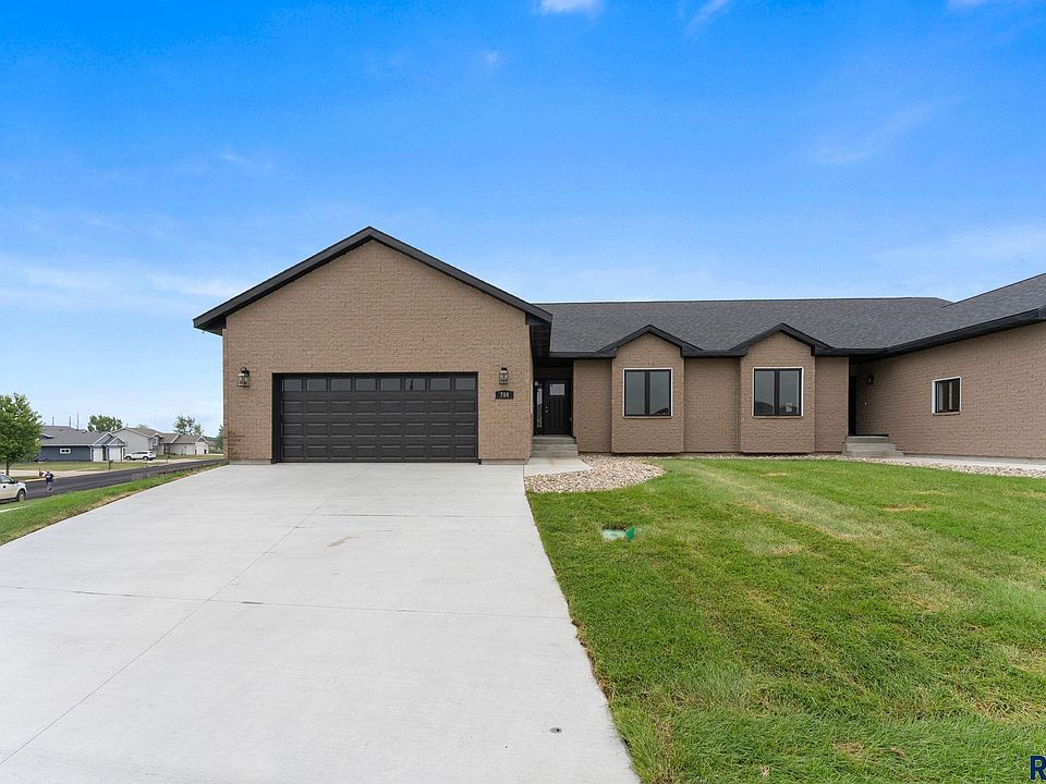 1st image of 704 W Opal Ln