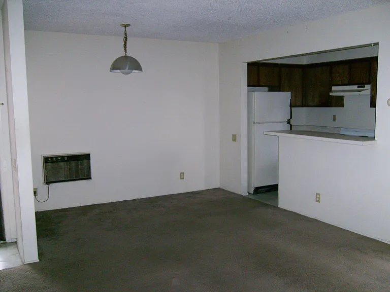 1361 Caminito Gabaldon — Photo 4