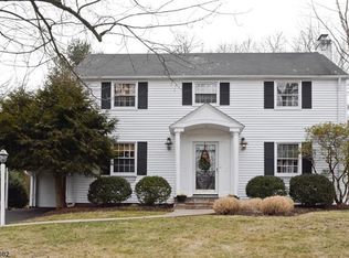19 Fairfax Ter, Chatham, NJ 07928