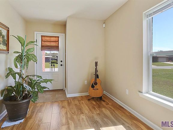 3rd image of 6522 Audubon Blvd