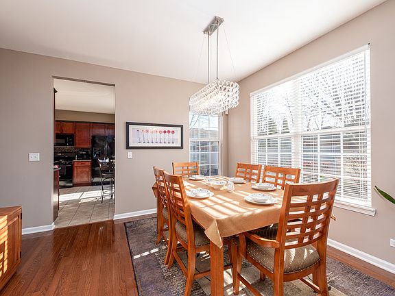 5th image of 239 Garden Dr