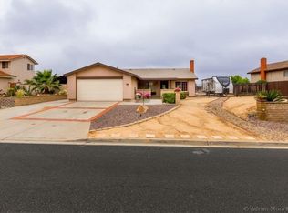 9439 Palomino Ridge Dr, Lakeside, CA 92040