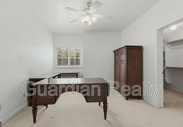 1888 Woodhaven Dr — Photo 29