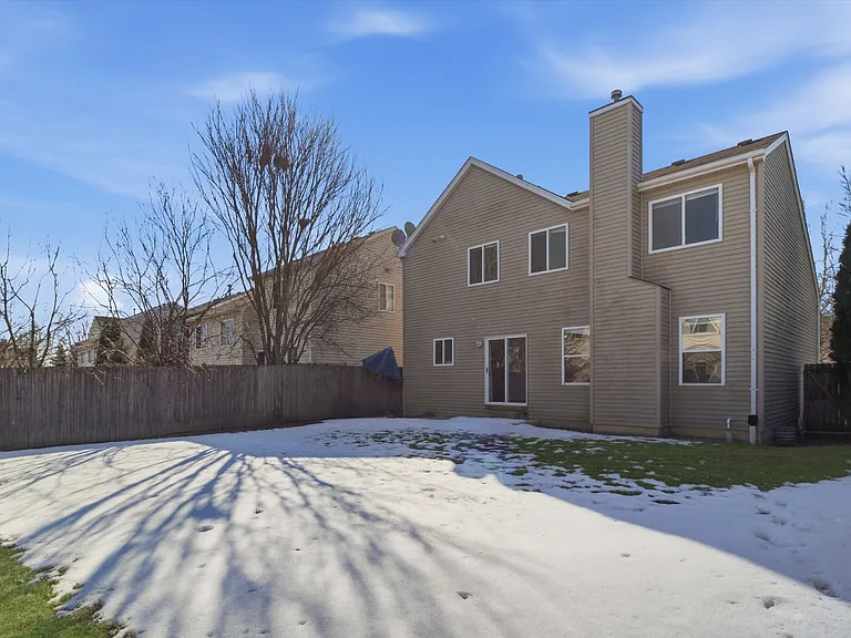 138 Celebration Ct — Photo 5