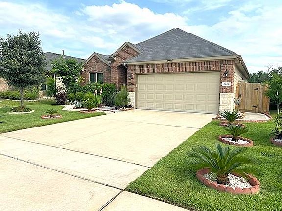 3rd image of 2020 Cedar Tree Ct