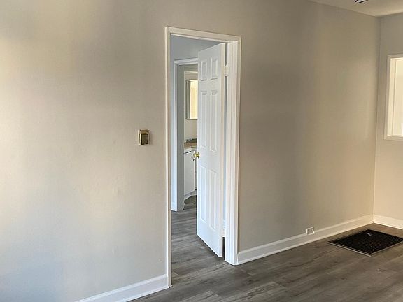 3rd image of 3278 Atwater Ave