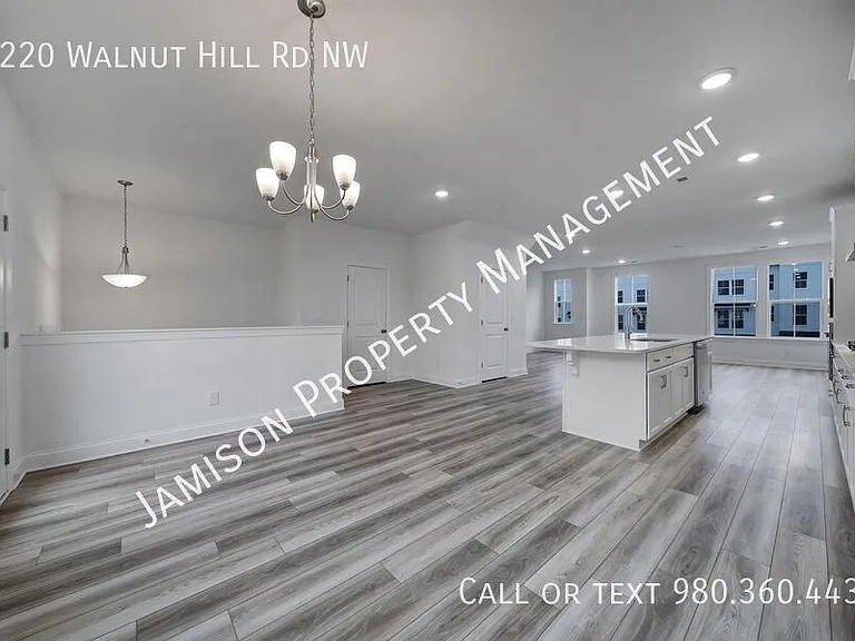 9220 Walnut Hill Rd NW — Photo 5
