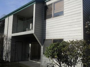 6745 SW Scholls Ferry Rd APT 18, Beaverton, OR 97008