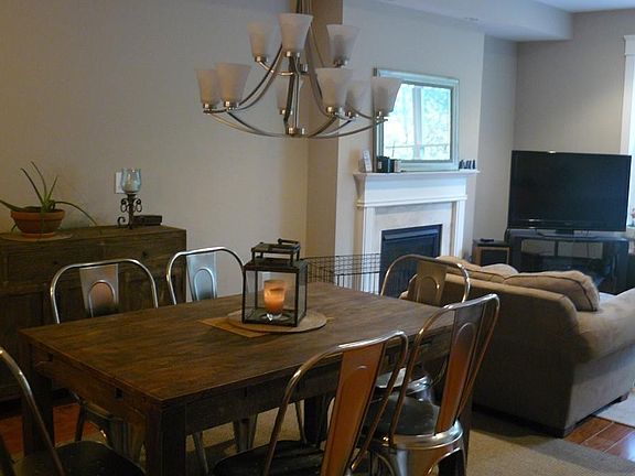 4th image of 2306 Juniper Cir #2306