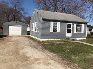 421 Trail Ave, Evansdale, IA 50707