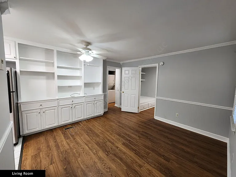 1227 Barnwell St #2 — Photo 7