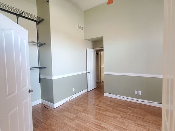 3rd image of 1641 W Winchester Way