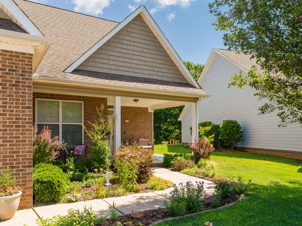 2767 Waterhaven Dr, Chattanooga, TN 37406