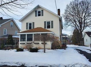 1353 Northcliffe Rd, Syracuse, NY 13206