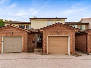 25 Valleyview Rd #2, Kitchener, ON N2E1L5