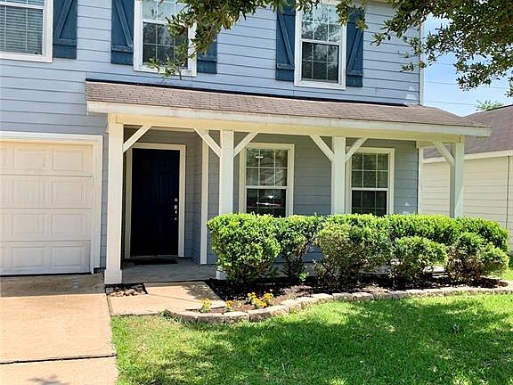 2nd image of 3907 Hollow Cove Ln