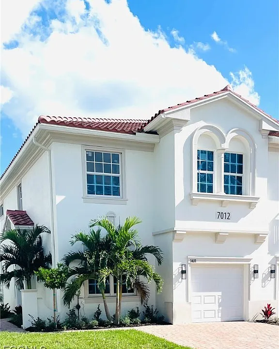 7012 Romana Way #1401