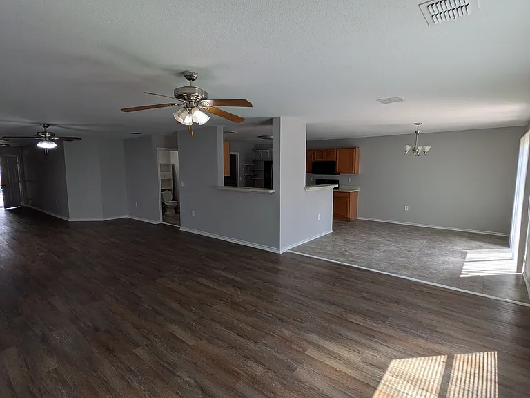 6130 Wisteria Hl — Photo 28