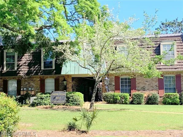 207 S Mobile St APT 117, Fairhope, AL 36532