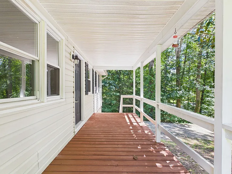 3041 Clintwood Rd — Photo 6