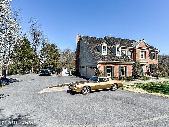 3rd image of 21812 Goshen Valley Ct
