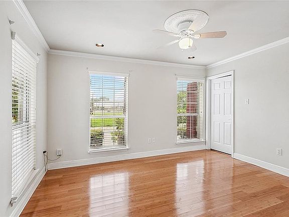 5th image of 7401 Prytania St