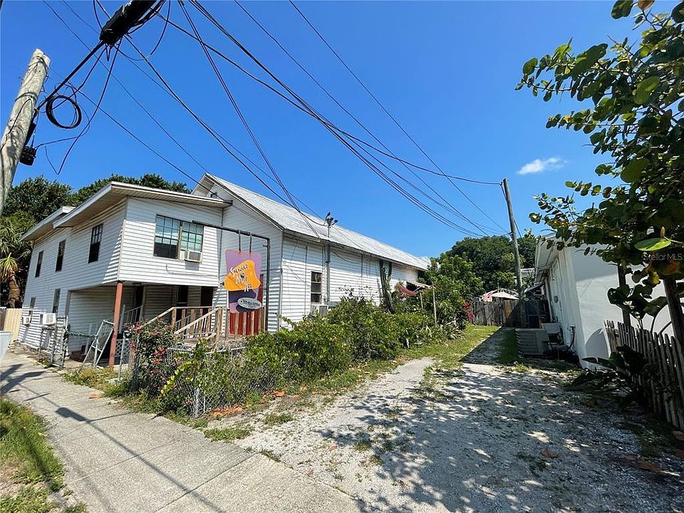 2nd image of 28 Ada St