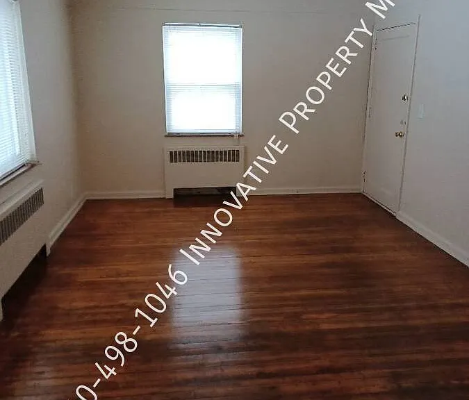 712 S Grand Traverse St #3 — Photo 5