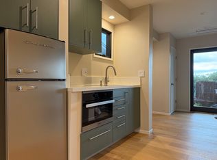 3115 Lucinda Ln #B, Santa Barbara, CA 93105