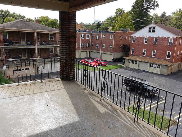 28 Merzen Ct — Photo 21