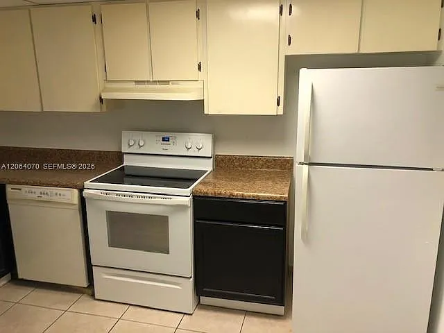 9367 Fontainebleau Blvd #G219 — Photo 3