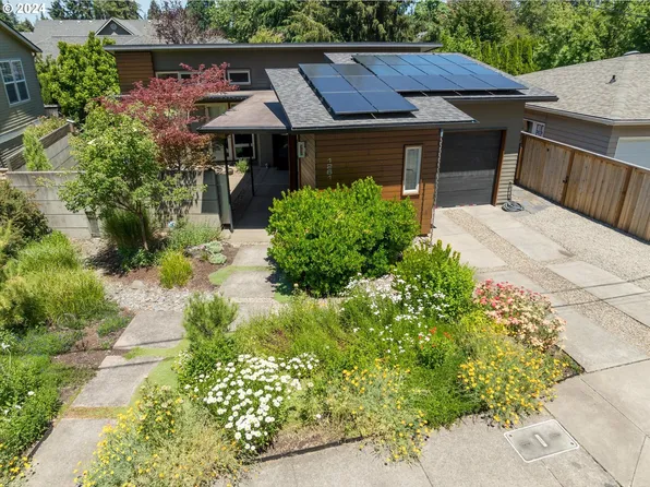 1261 Crenshaw Rd, Eugene, OR 97401