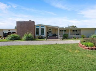 2053 E Madison St, Fredonia, KS 66736
