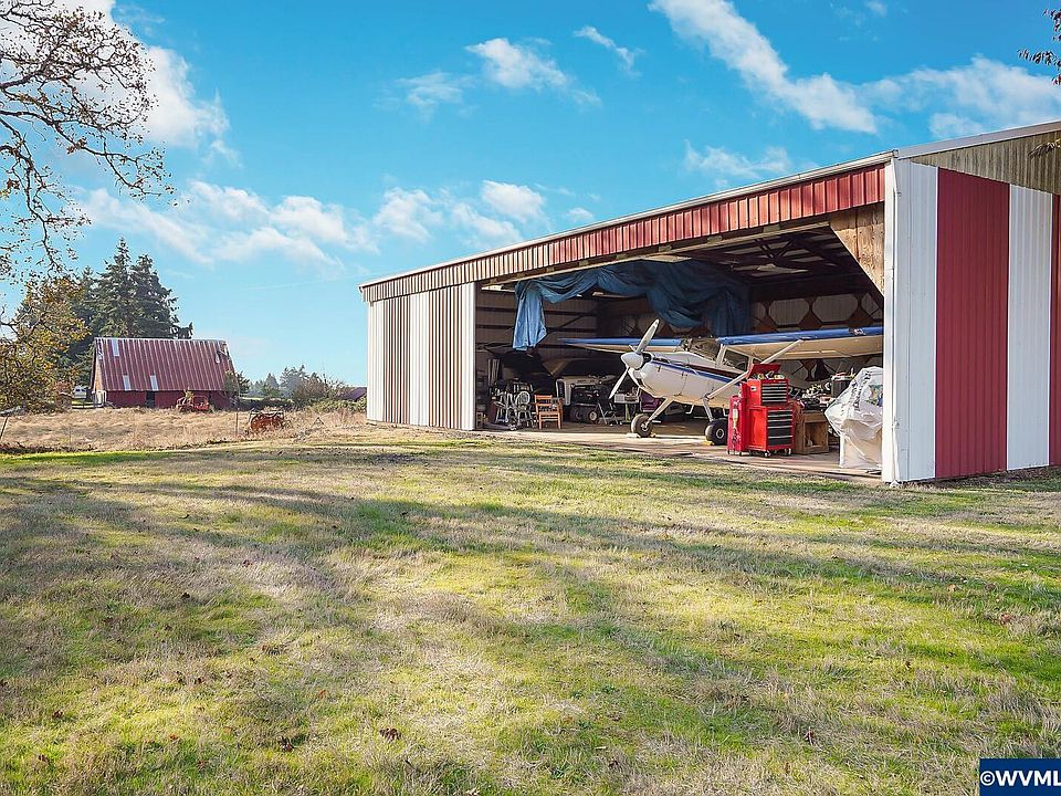 1st image of Kingston Lyons Dr