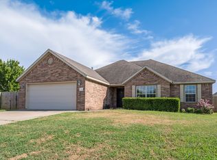 2703 SW Warberry Ave, Bentonville, AR 72712
