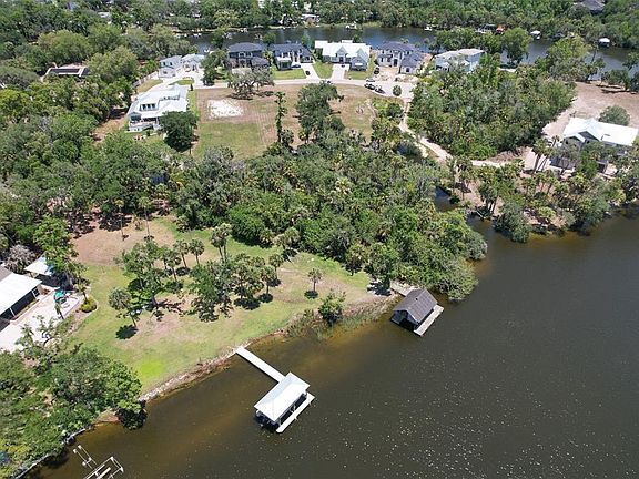 5th image of 8325 Alafia Pointe Dr #4