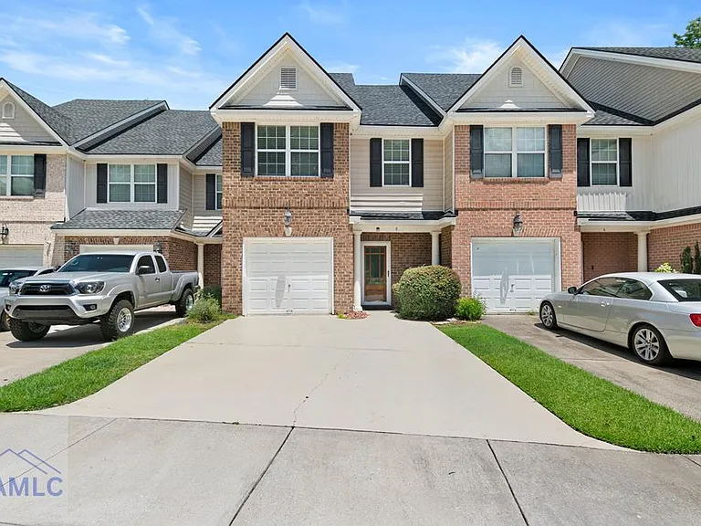 8 Weslyn Park Dr — Photo 1