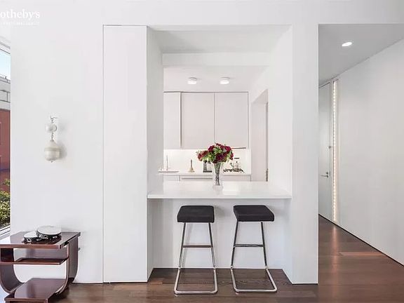 5th image of 165 Charles St APT 7