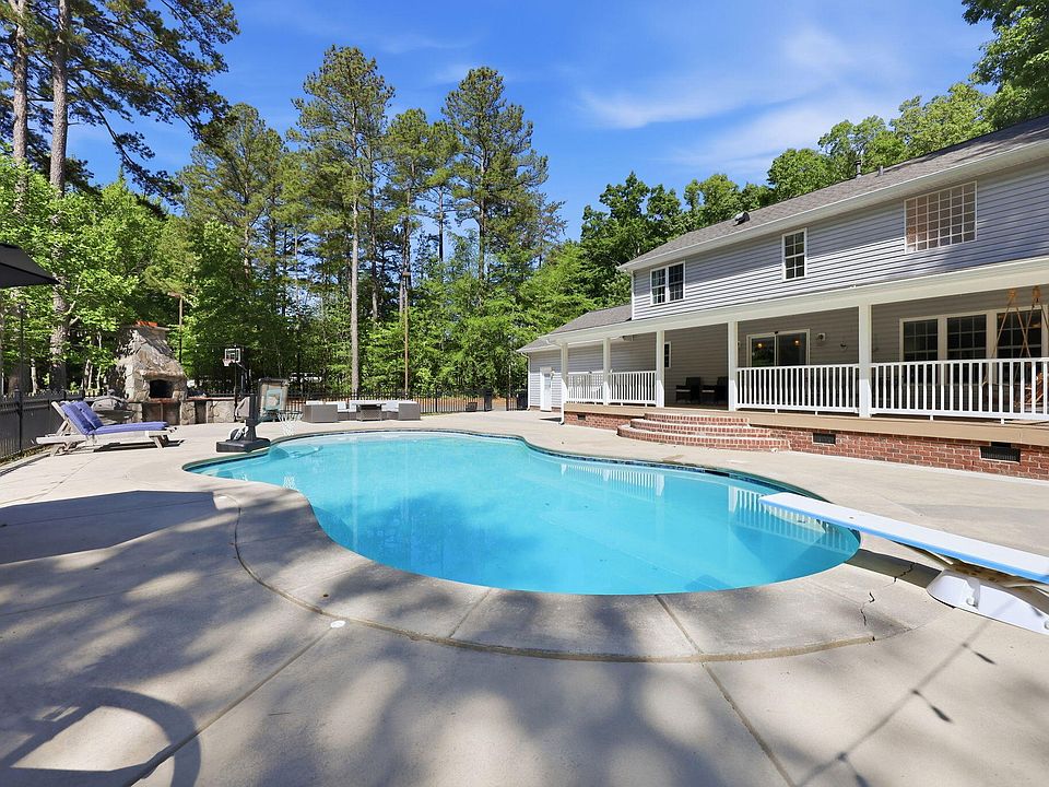 1st image of 6200 Cricket Creek Ln