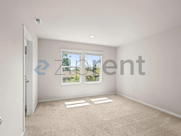 111 17th Dr — Photo 9