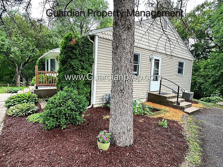 16720 Excelsior Blvd — Photo 2