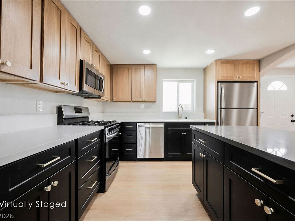 1st image of 3104 Wright Ave