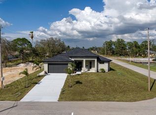 4000 28th St SW, Lehigh Acres, FL 33976