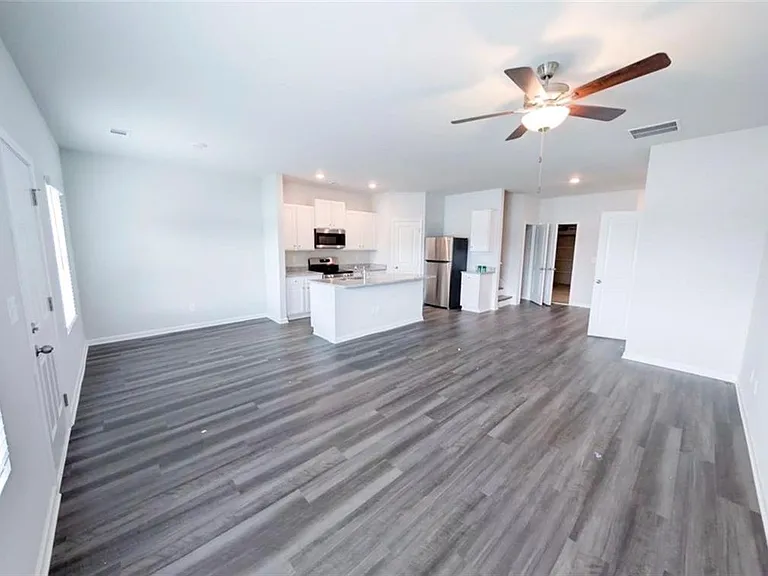 118 Brexley Dr — Photo 3
